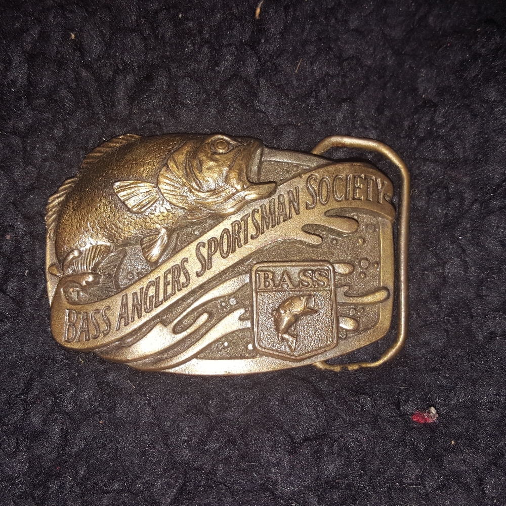 bass belt buckle